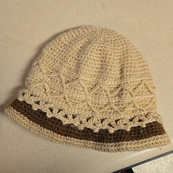 Cream and Brown Crocheted Bucket Hat - Picture 3 of 7